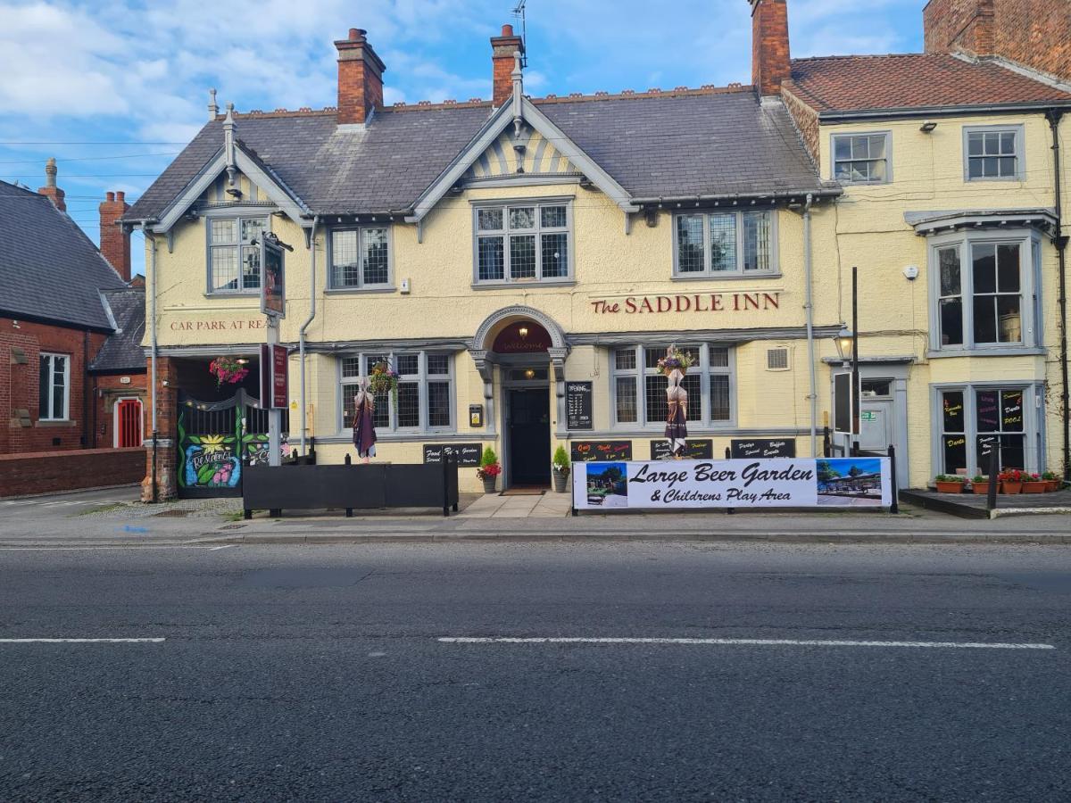The Saddle Inn York Bagian luar foto