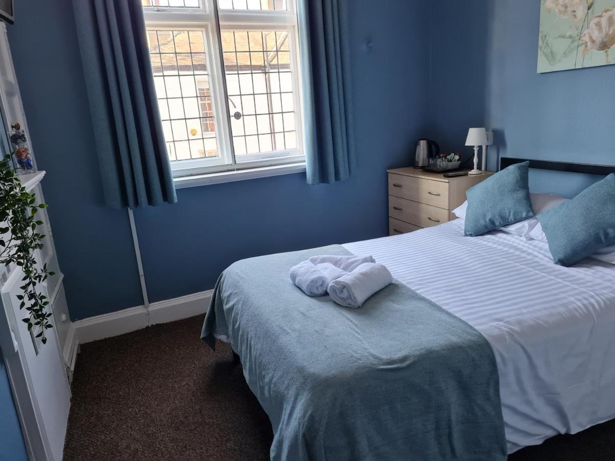 The Saddle Inn York Bagian luar foto