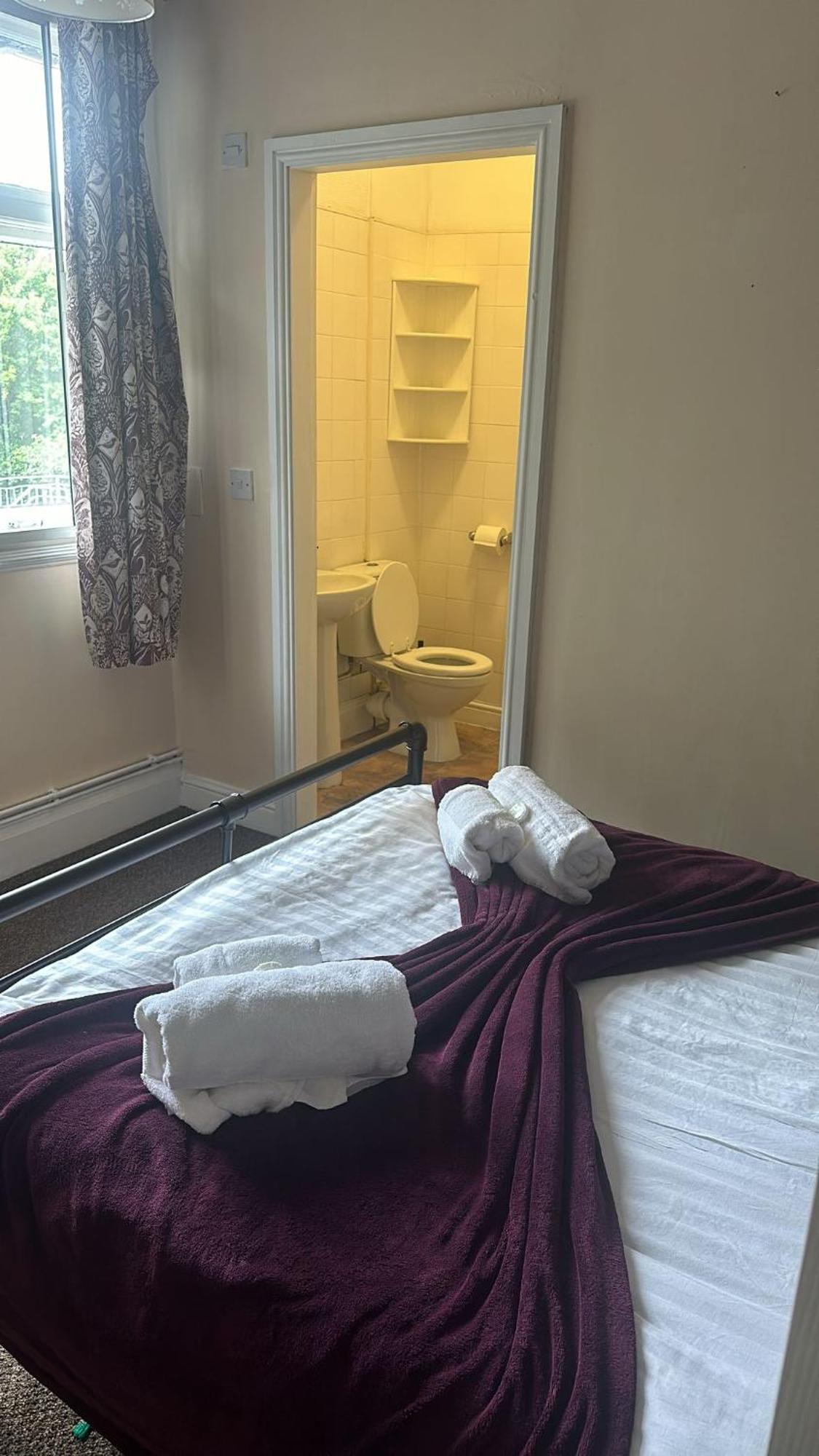The Saddle Inn York Bagian luar foto