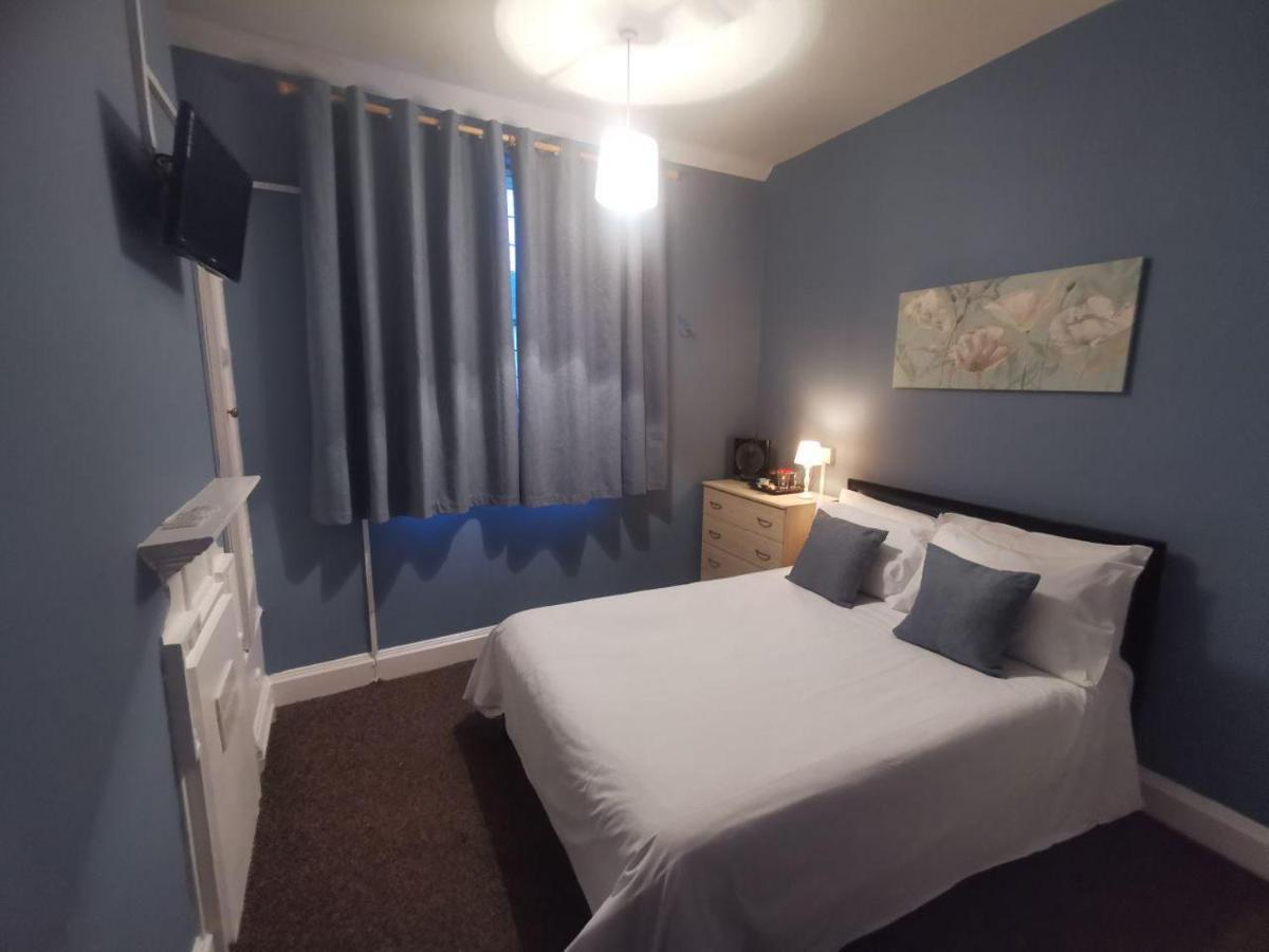 The Saddle Inn York Bagian luar foto